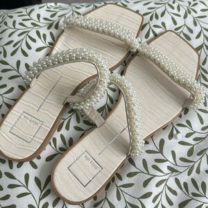 Ivee Dolce Vita Pearl Sandals